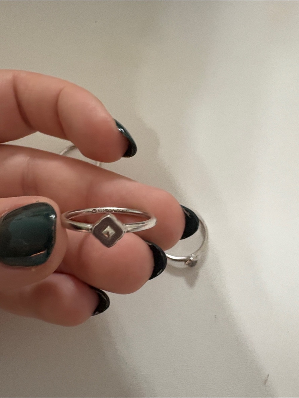 KENDRA SCOTT RINGS - Picture 4 of 8